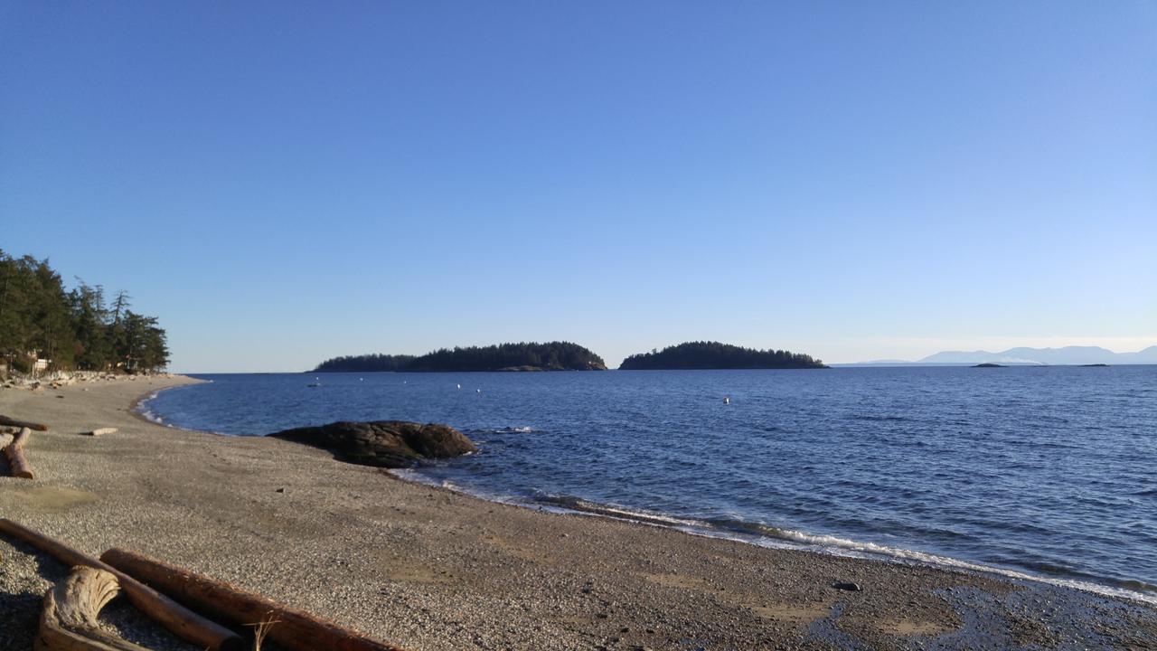 Sunshine Coast Treetop B&B Sechelt Esterno foto
