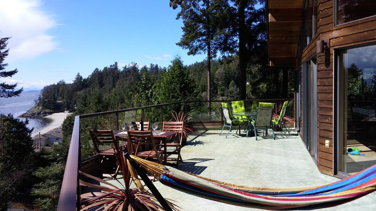 Sunshine Coast Treetop B&B Sechelt Esterno foto